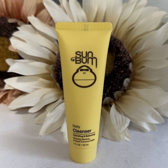 SUN BUM Other - Sun Bum daily cleanser - hydrating and balancing 30ml